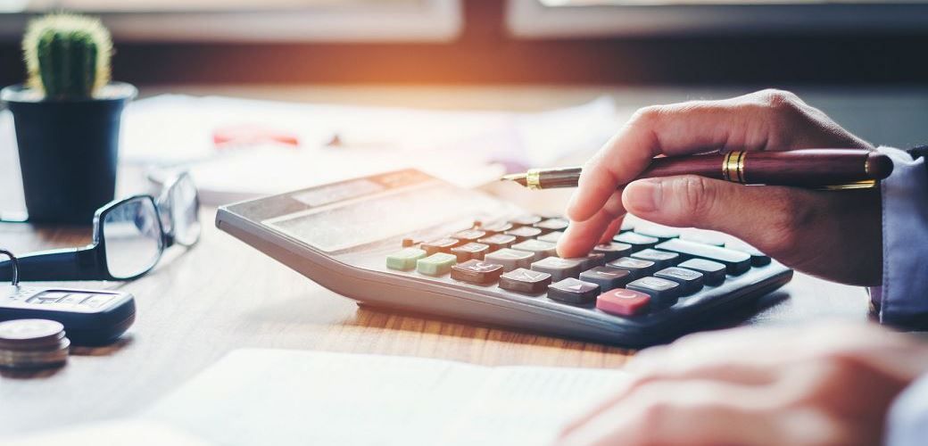 Kalkulation der Kosten der Kaminsanierung