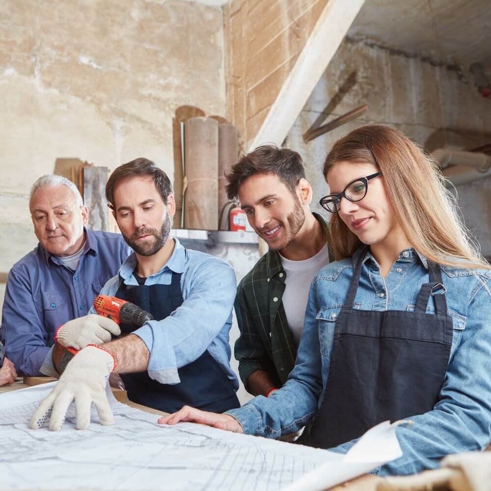 Kollegen auf der Baustelle